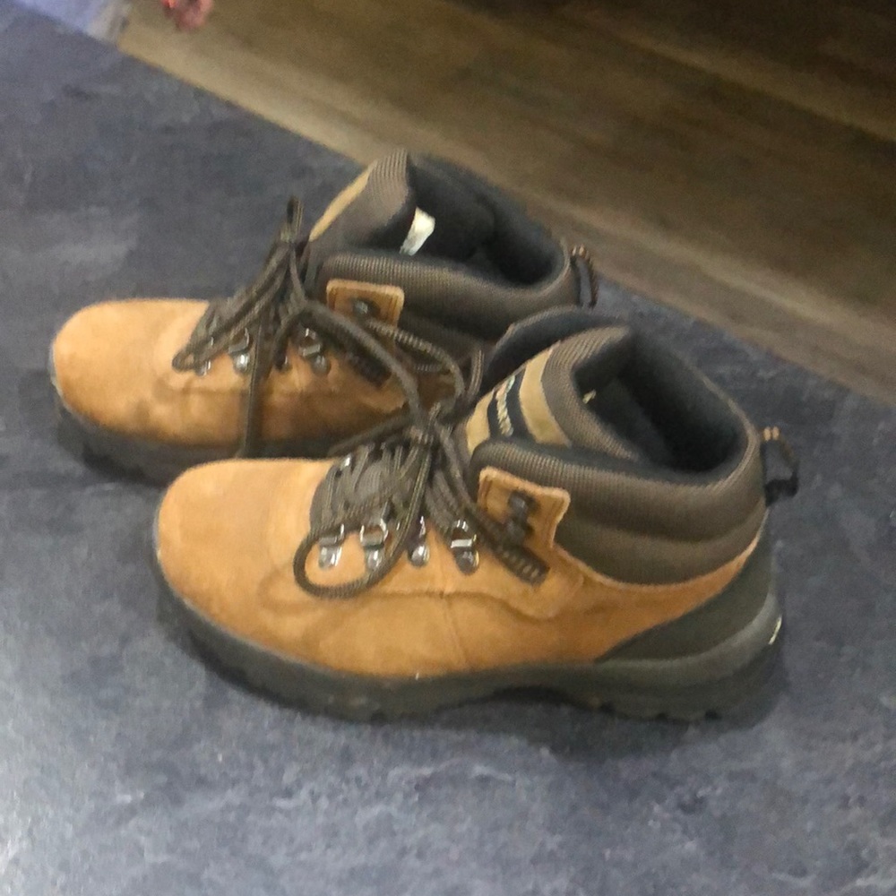 Womens boots